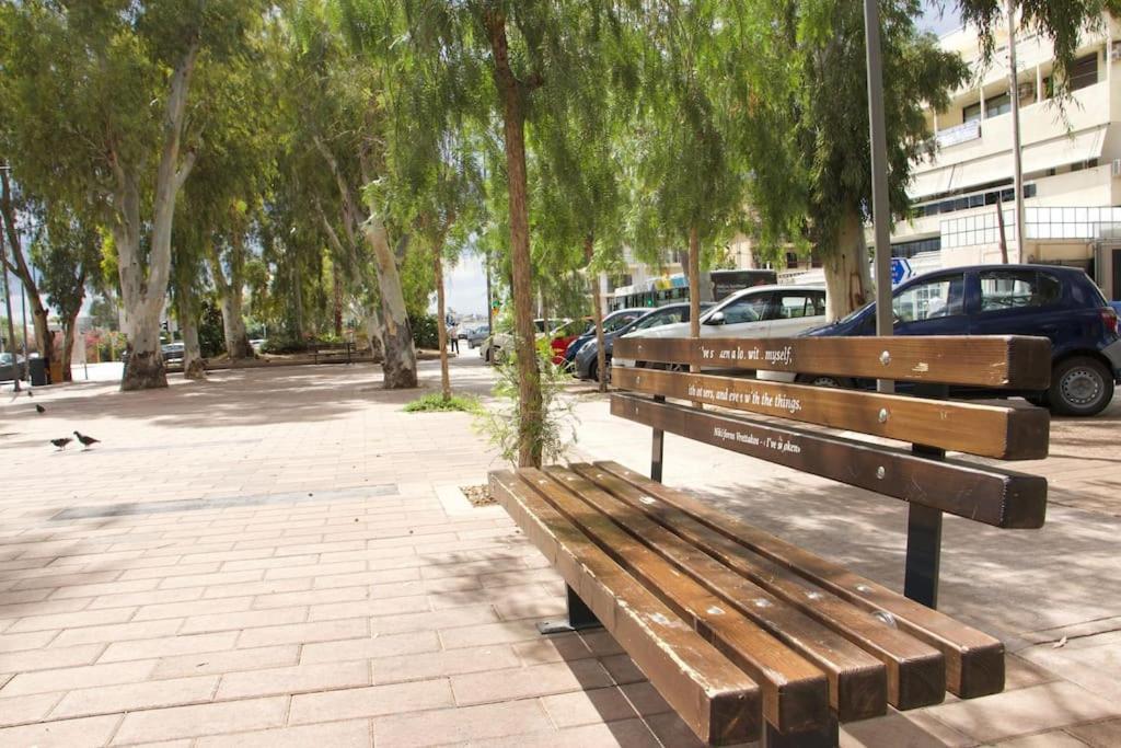 Glyfada Path Of Poets Daire Atina Dış mekan fotoğraf